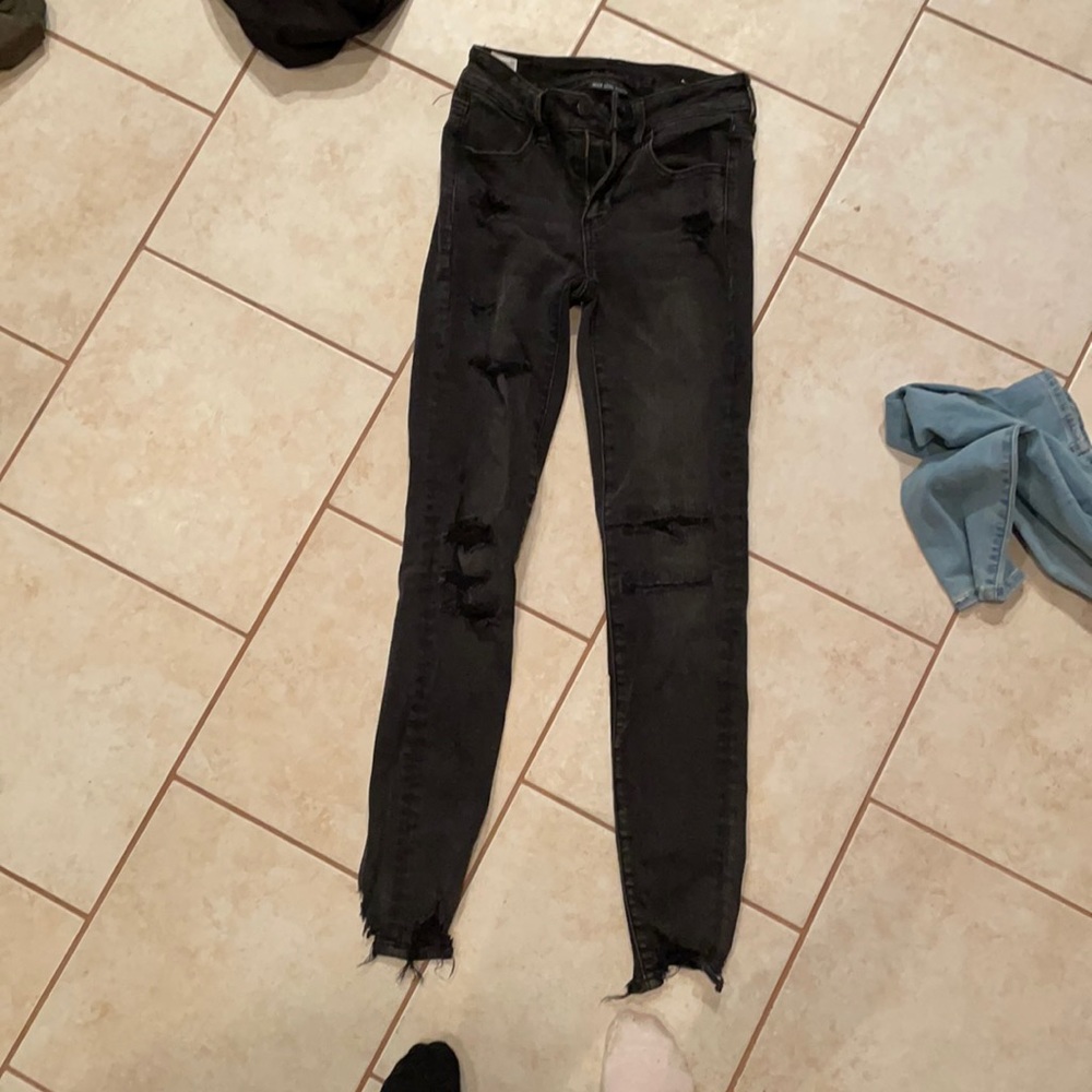 Black American eagle ripped skinny jeans (next level stretch)